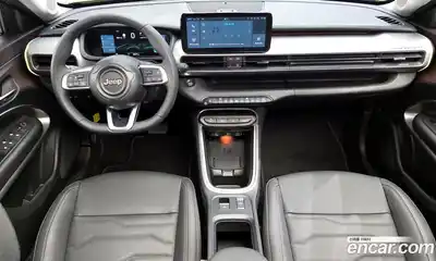 Jeep Avenger 2024 0.1 автомат (гидро), миниатюра 10