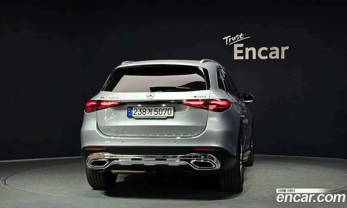 Mercedes-Benz GLC-Class 2023 2.0 гидро, фото 4 Mercedes-Benz GLC-Class 2023 2.0 гидро, фото 4
