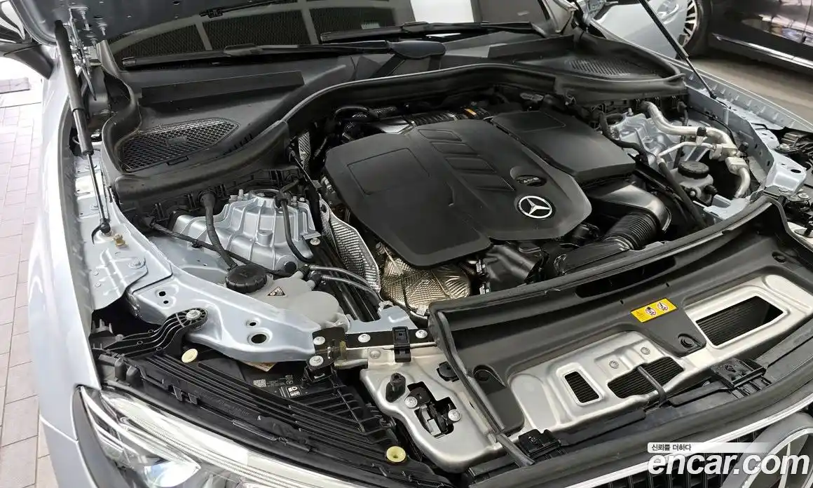 Mercedes-Benz GLC-Class 2023 2.0 гидро, фото 6 Mercedes-Benz GLC-Class 2023 2.0 гидро, фото 6