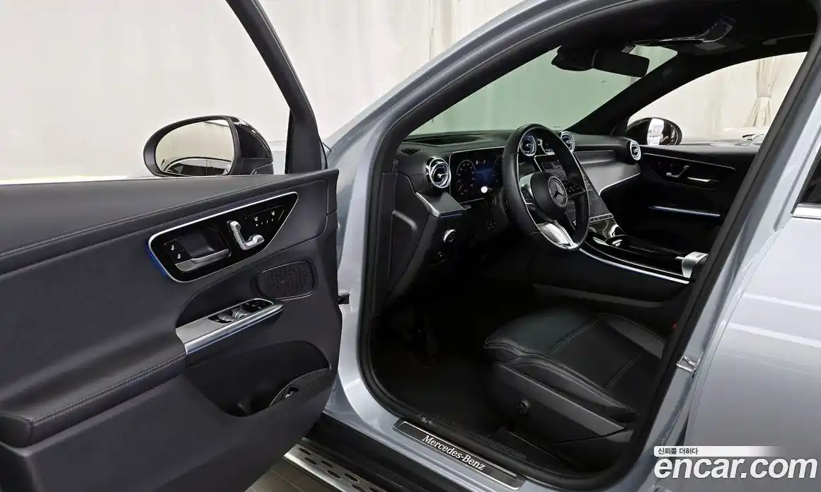 Mercedes-Benz GLC-Class 2023 2.0 гидро, фото 10 Mercedes-Benz GLC-Class 2023 2.0 гидро, фото 10
