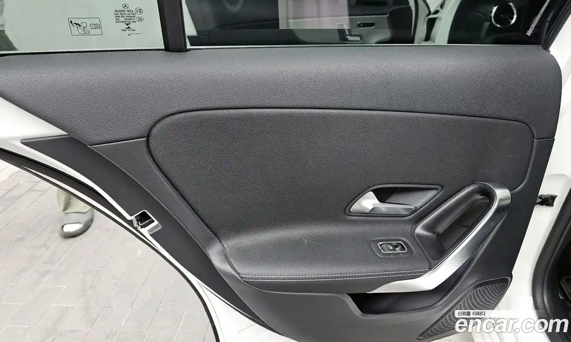 Mercedes-Benz A-Class 2020 2.0 гидро, фото 15
