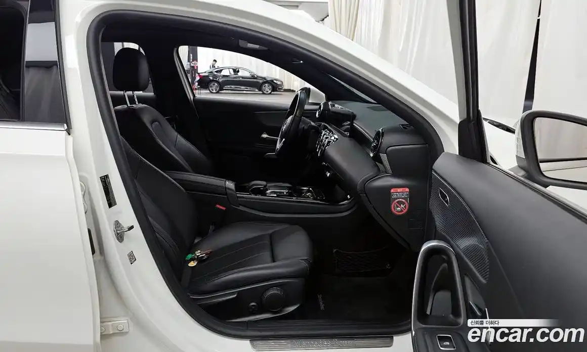 Mercedes-Benz A-Class 2020 2.0 гидро, фото 17