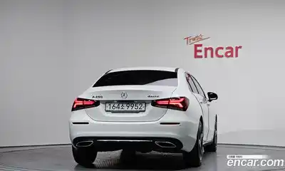 Mercedes-Benz A-Class 2020 2.0 гидро, миниатюра 4