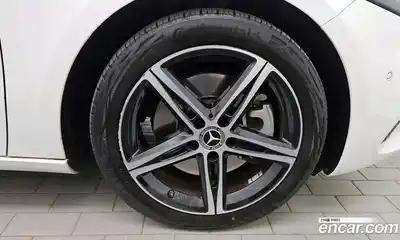 Mercedes-Benz A-Class 2020 2.0 гидро, миниатюра 7