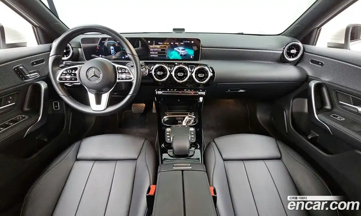 Mercedes-Benz A-Class 2020 2.0 гидро, фото 10