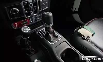 Jeep Wrangler 2023 2.0 автомат (гидро), миниатюра 12