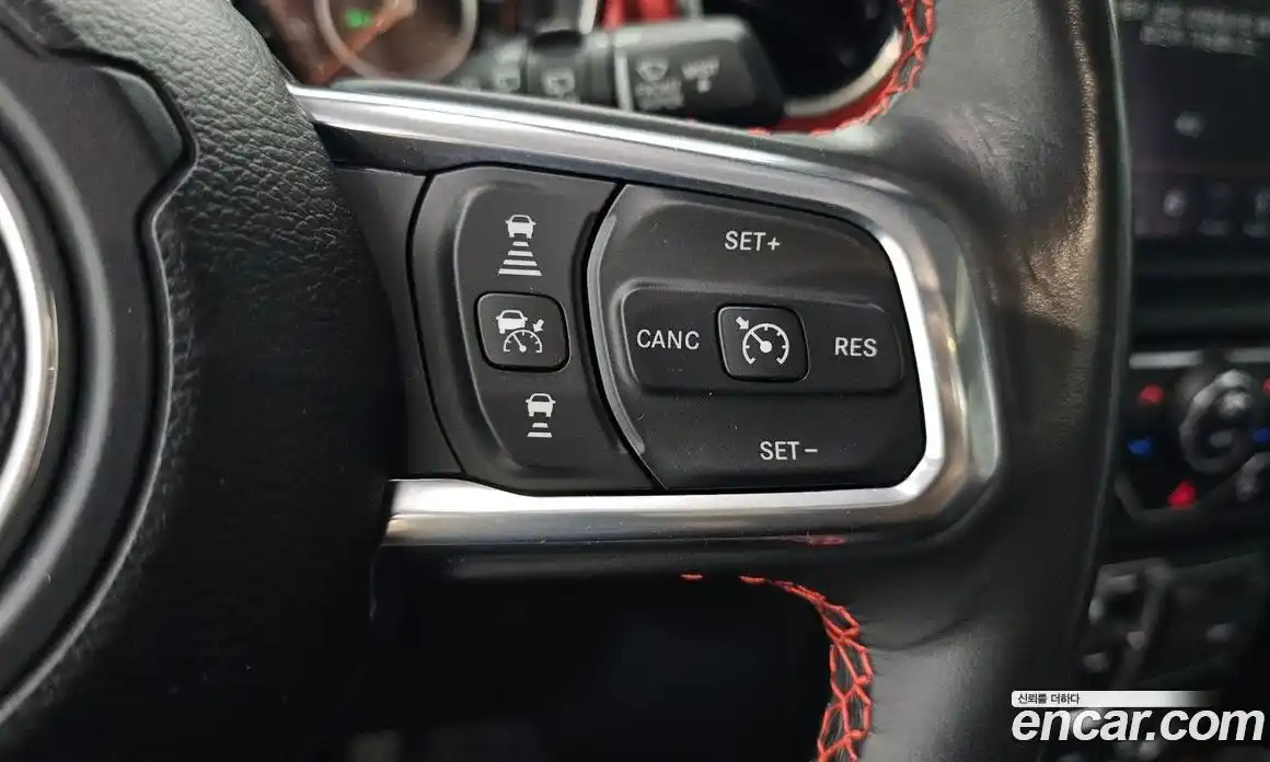 Jeep Wrangler 2023 2.0 автомат (гидро), фото 24