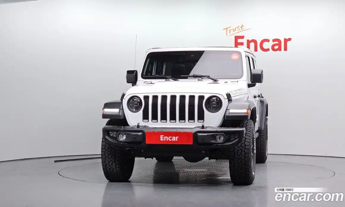 Jeep Wrangler 2023 2.0 автомат (гидро), фото 3