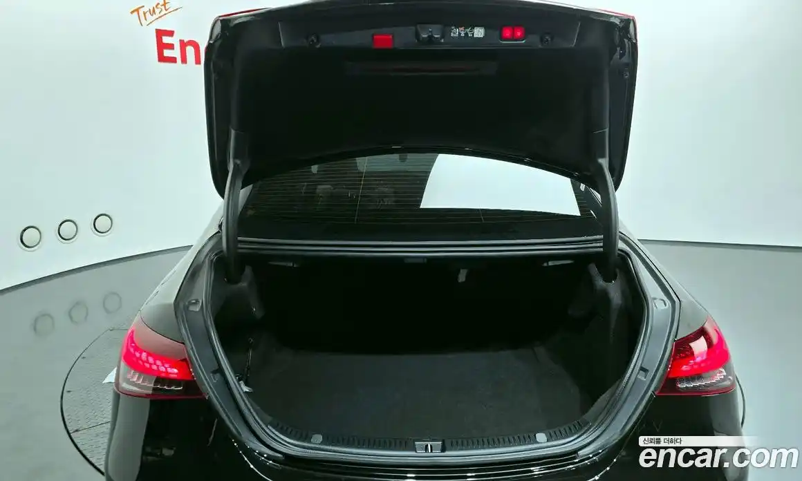 Mercedes-Benz E-Class 2023 2.0 автомат (гидро), фото 24