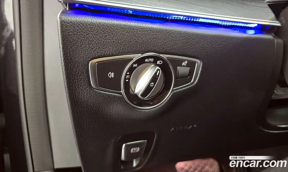 Mercedes-Benz E-Class 2023 2.0 автомат (гидро), фото 26