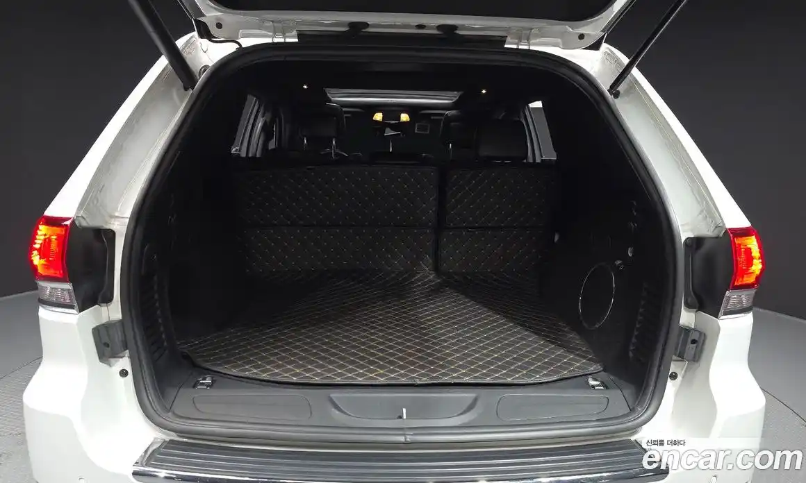 Jeep Cherokee 2021 3.6 автомат (гидро), фото 25