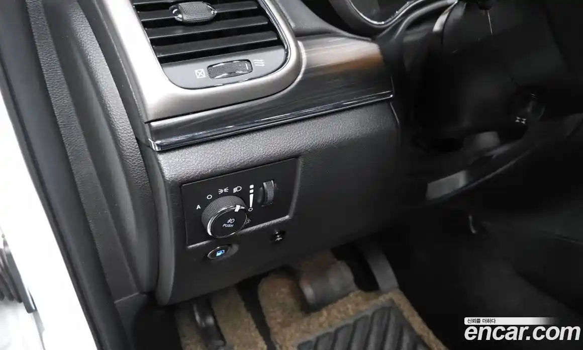 Jeep Cherokee 2021 3.6 автомат (гидро), фото 28
