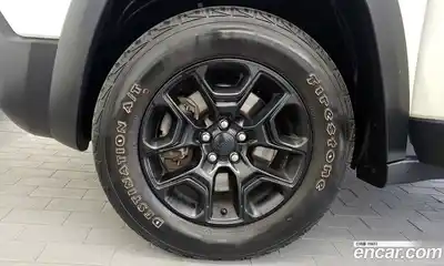Jeep Cherokee 2019 3.2 автомат (гидро), миниатюра 5