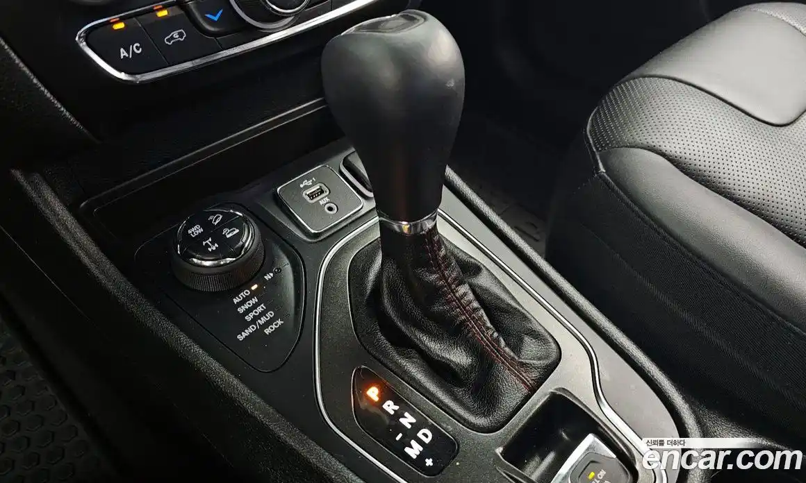 Jeep Cherokee 2019 3.2 автомат (гидро), фото 9