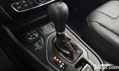 Jeep Cherokee 2019 3.2 автомат (гидро), миниатюра 9