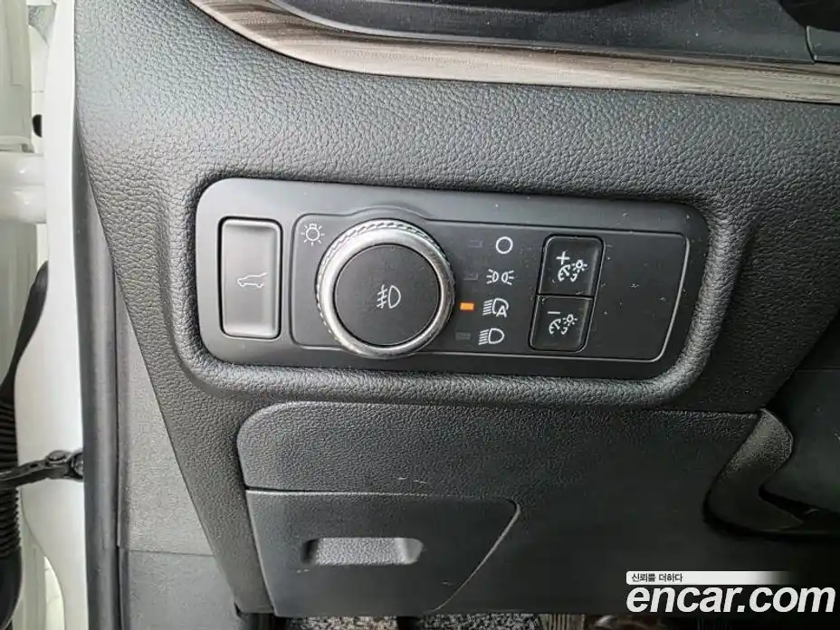 Ford Explorer 2021 2.3 автомат (гидро), фото 14