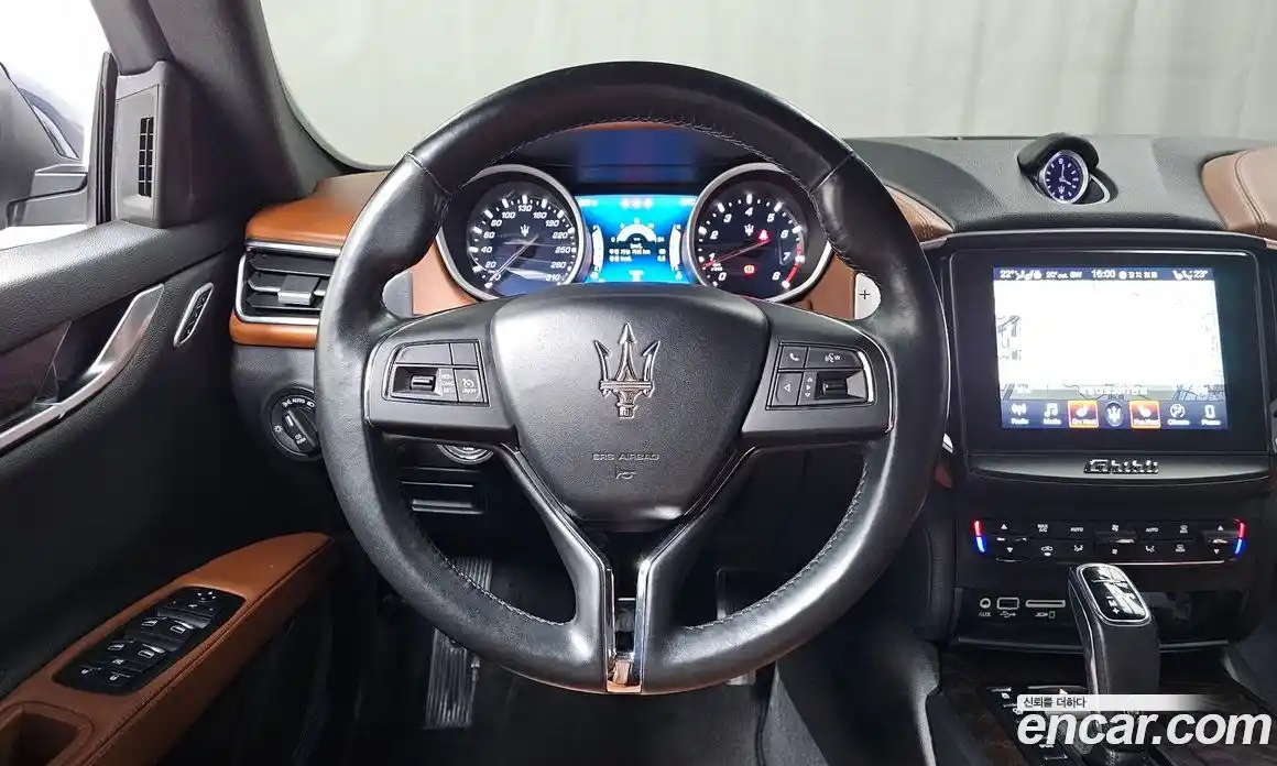 Maserati Ghibli 2019 3.0 гидро, фото 19