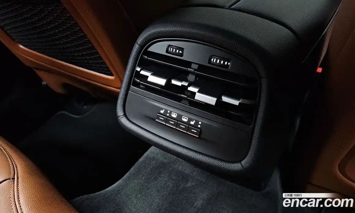 Maserati Ghibli 2019 3.0 гидро, фото 24