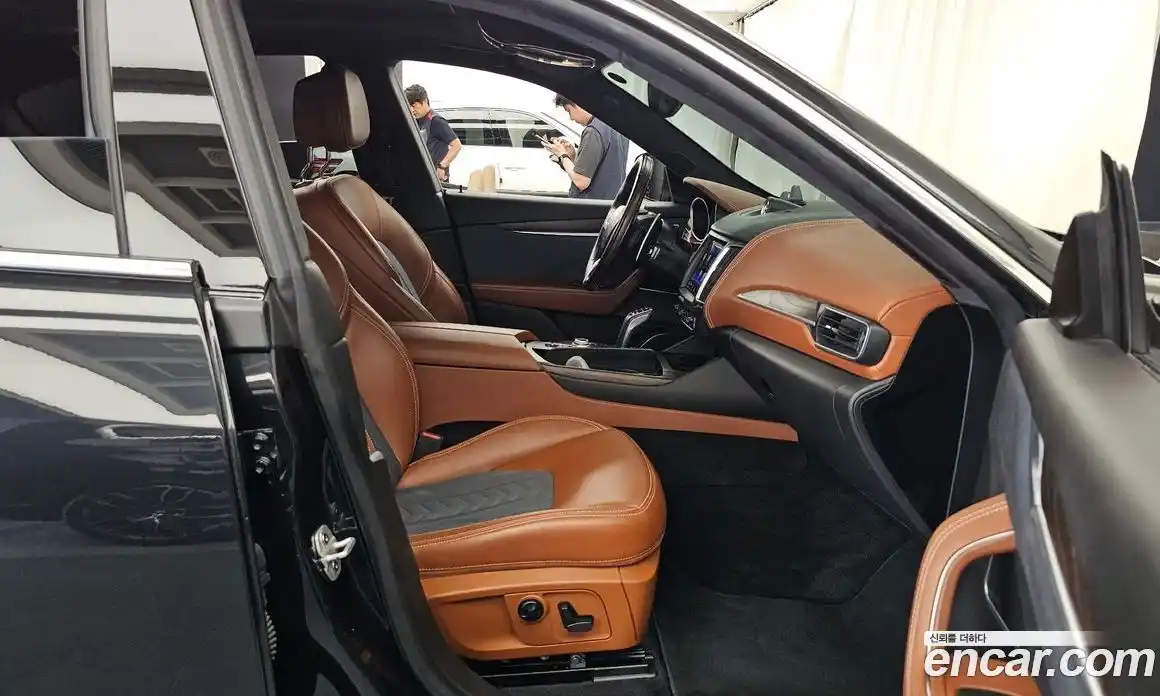 Maserati Levante 2020 3.0 гидро, фото 17