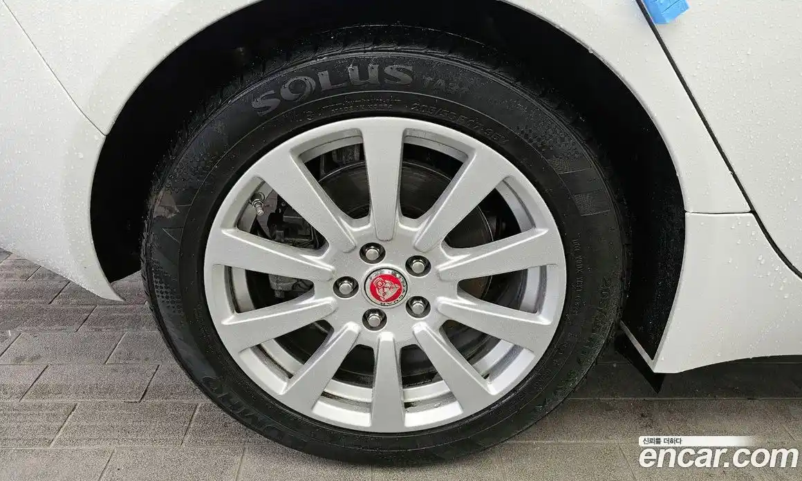 Jaguar XE 2018 2.0 гидро, фото 5