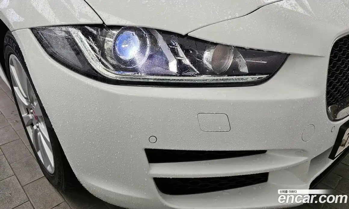 Jaguar XE 2018 2.0 гидро, фото 8