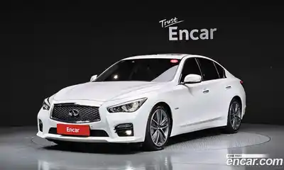 Infiniti Q50
