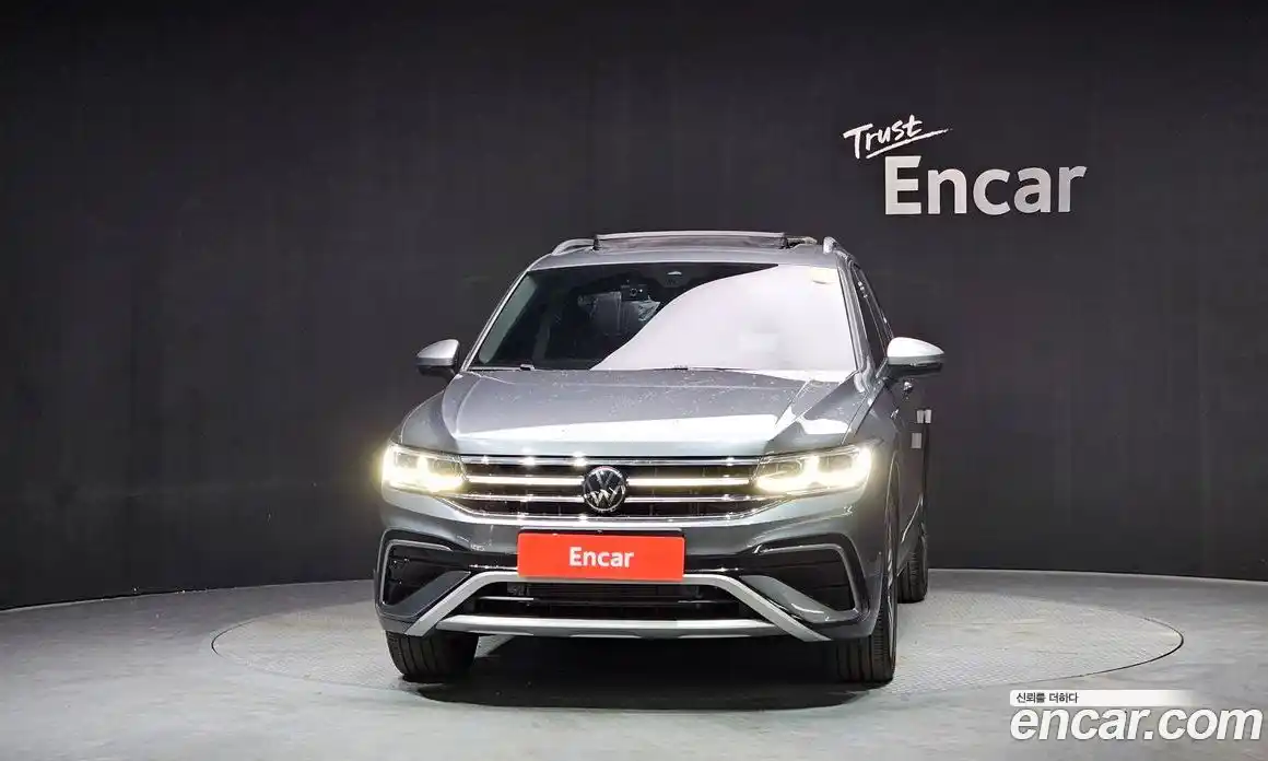 Volkswagen Tiguan 2024 2.0 автомат (гидро), фото 3