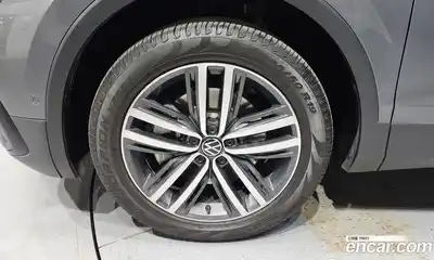 Volkswagen Tiguan 2024 2.0 автомат (гидро), миниатюра 5