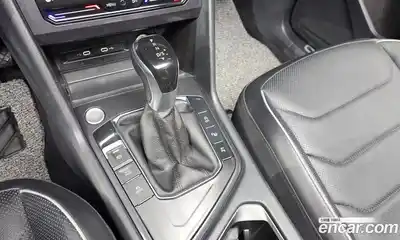 Volkswagen Tiguan 2024 2.0 автомат (гидро), миниатюра 9