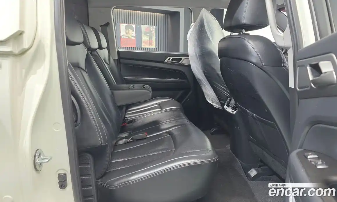 SsangYong Rexton 2018 2.2 автомат (гидро), фото 12