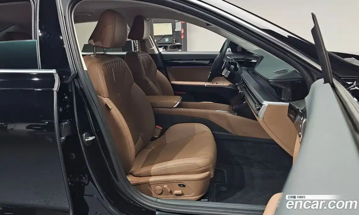 Hyundai Grandeur 2025 2.5 автомат (гидро), фото 15