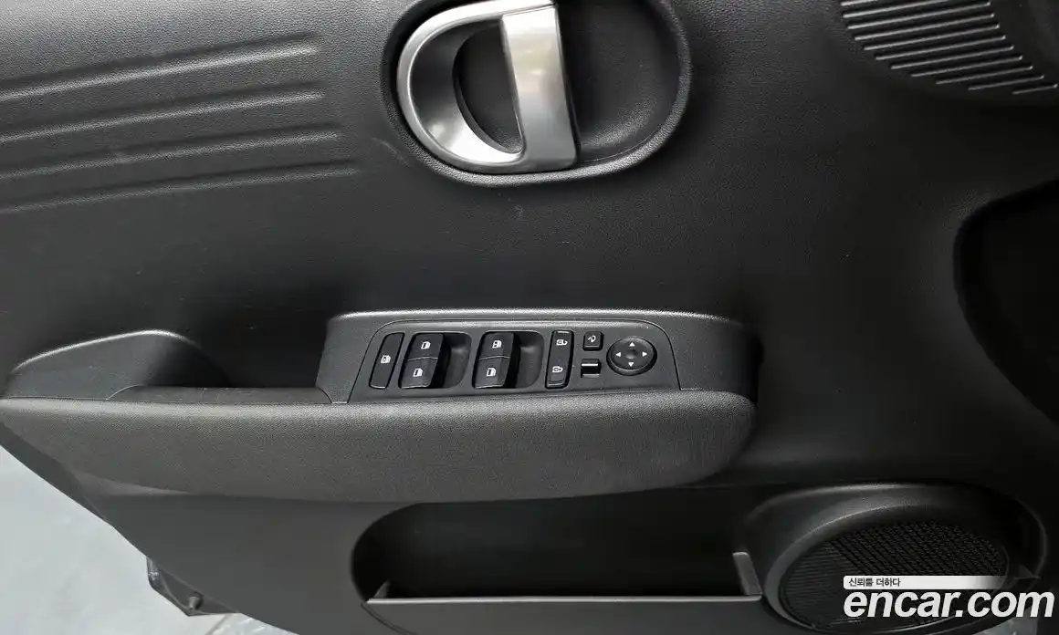 Hyundai Casper 2024 1.0 автомат (гидро), фото 12