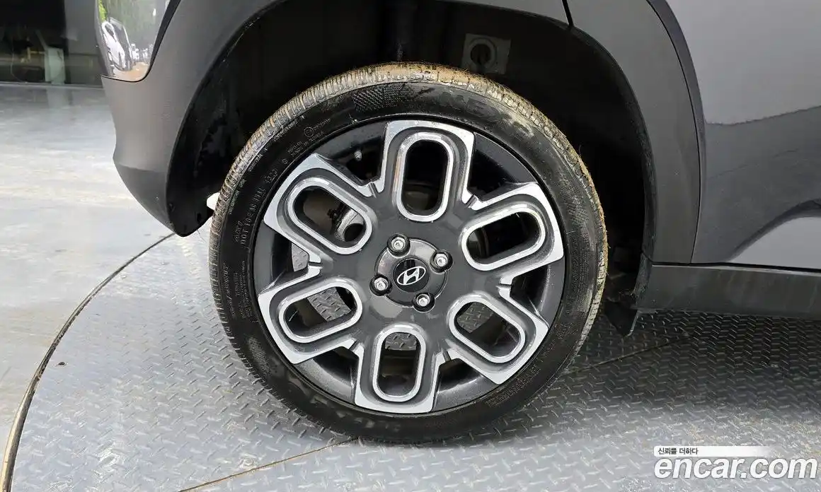 Hyundai Casper 2024 1.0 автомат (гидро), фото 4