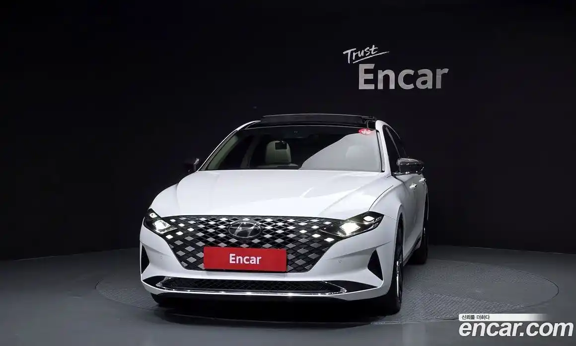 Hyundai Grandeur 2021 3.3 автомат (гидро), фото 3
