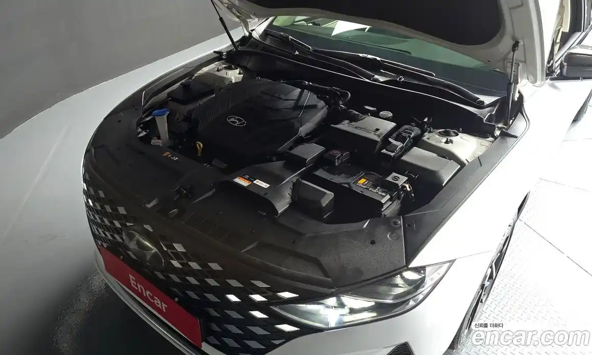 Hyundai Grandeur 2021 3.3 автомат (гидро), фото 6