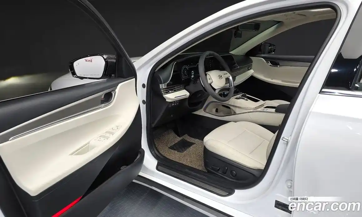 Hyundai Grandeur 2021 3.3 автомат (гидро), фото 10