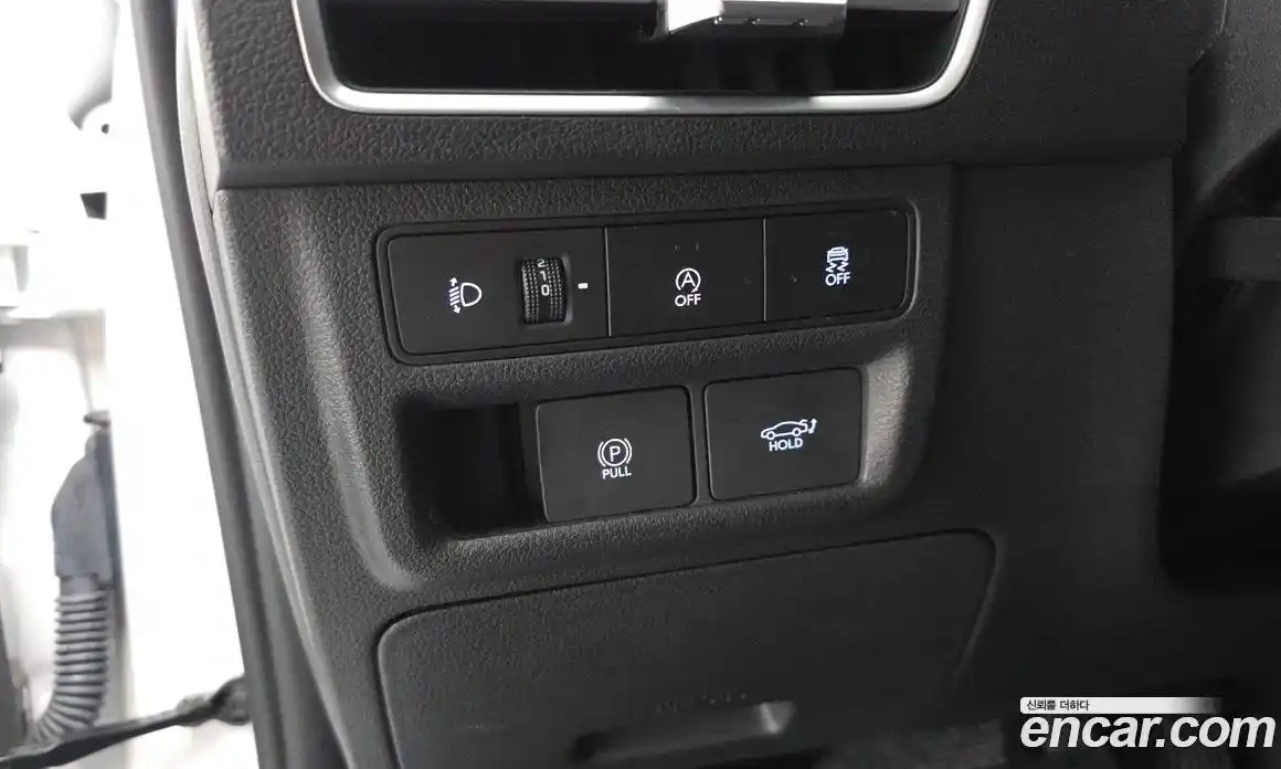 Hyundai Sonata 2024 1.6 автомат (гидро), фото 15
