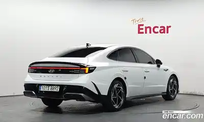 Hyundai Sonata 2024 1.6 автомат (гидро), миниатюра 2