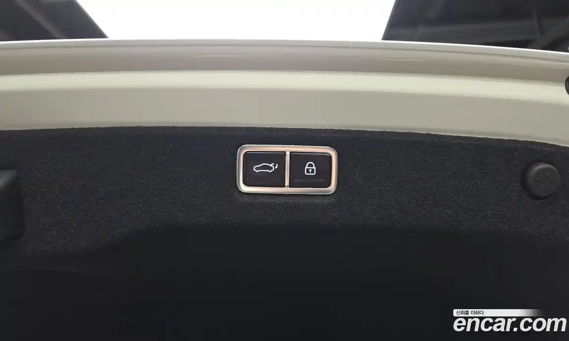 Hyundai Sonata 2024 1.6 автомат (гидро), фото 8