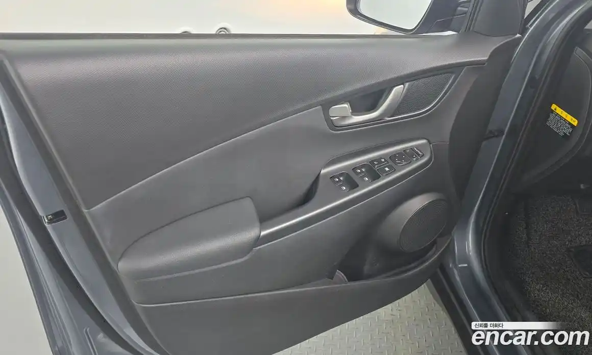Hyundai Kona 2017 1.6 автомат (гидро), фото 14