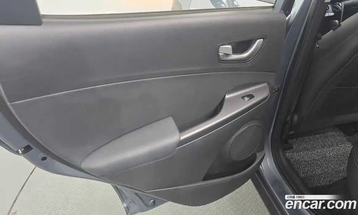 Hyundai Kona 2017 1.6 автомат (гидро), фото 15