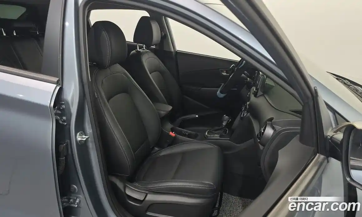 Hyundai Kona 2017 1.6 автомат (гидро), фото 16