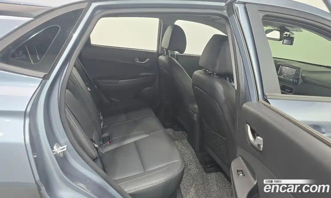 Hyundai Kona 2017 1.6 автомат (гидро), фото 17