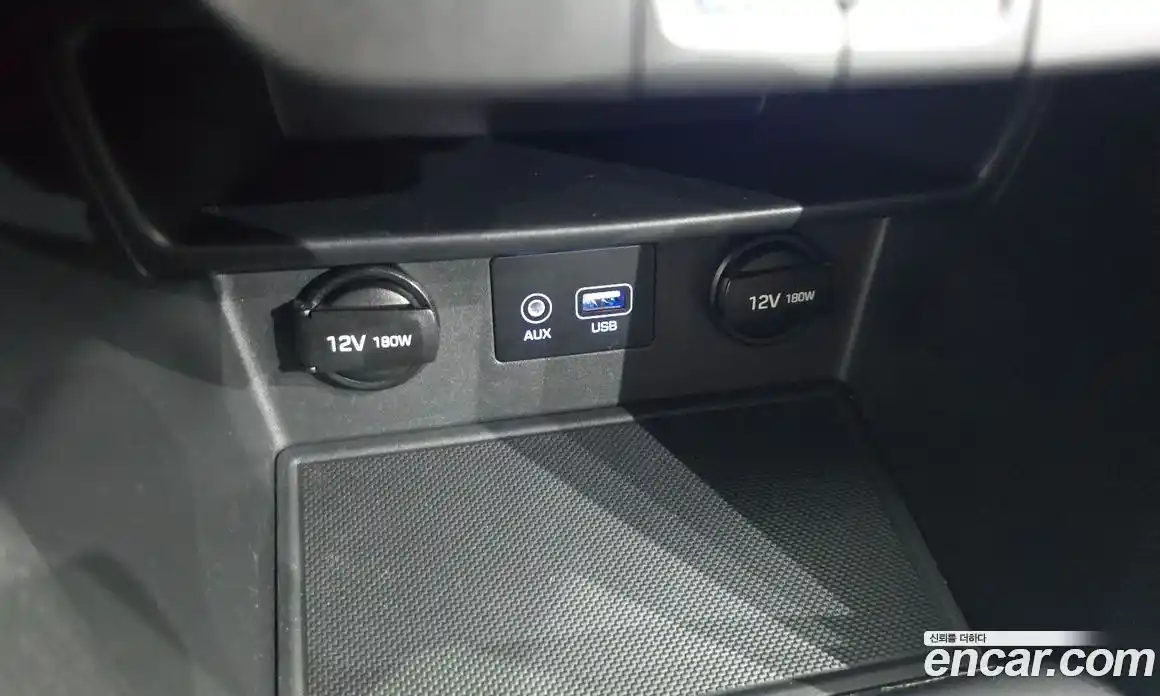 Hyundai Kona 2017 1.6 автомат (гидро), фото 19