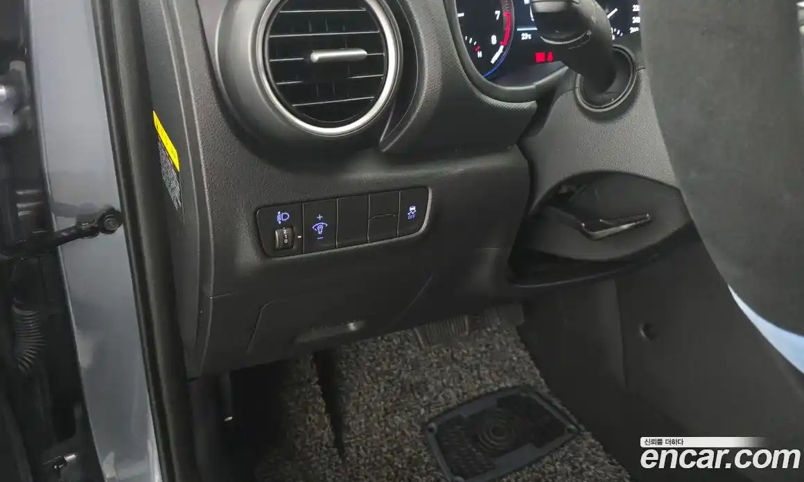 Hyundai Kona 2017 1.6 автомат (гидро), фото 27