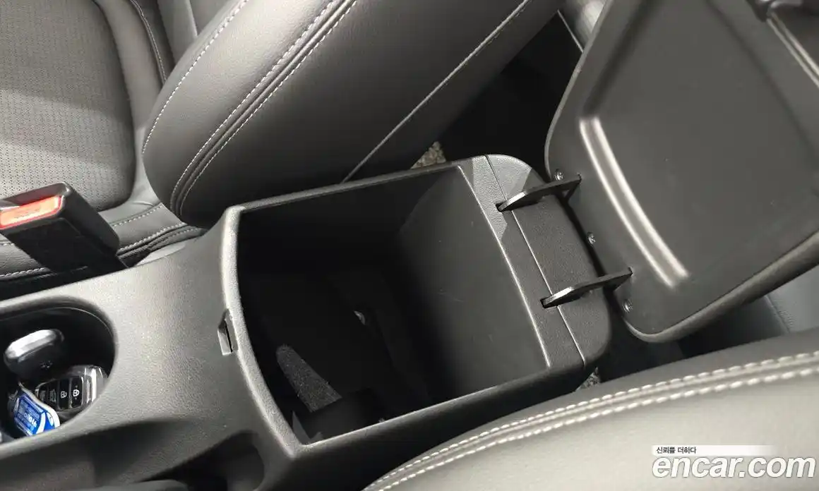 Hyundai Kona 2017 1.6 автомат (гидро), фото 30