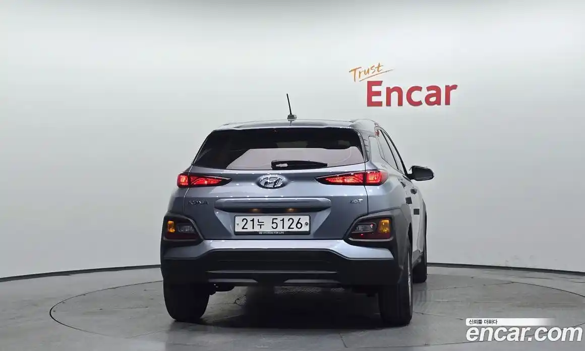 Hyundai Kona 2017 1.6 автомат (гидро), фото 4