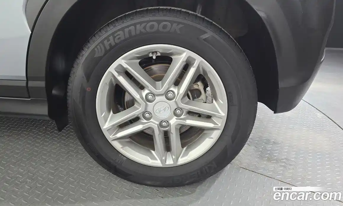Hyundai Kona 2017 1.6 автомат (гидро), фото 7