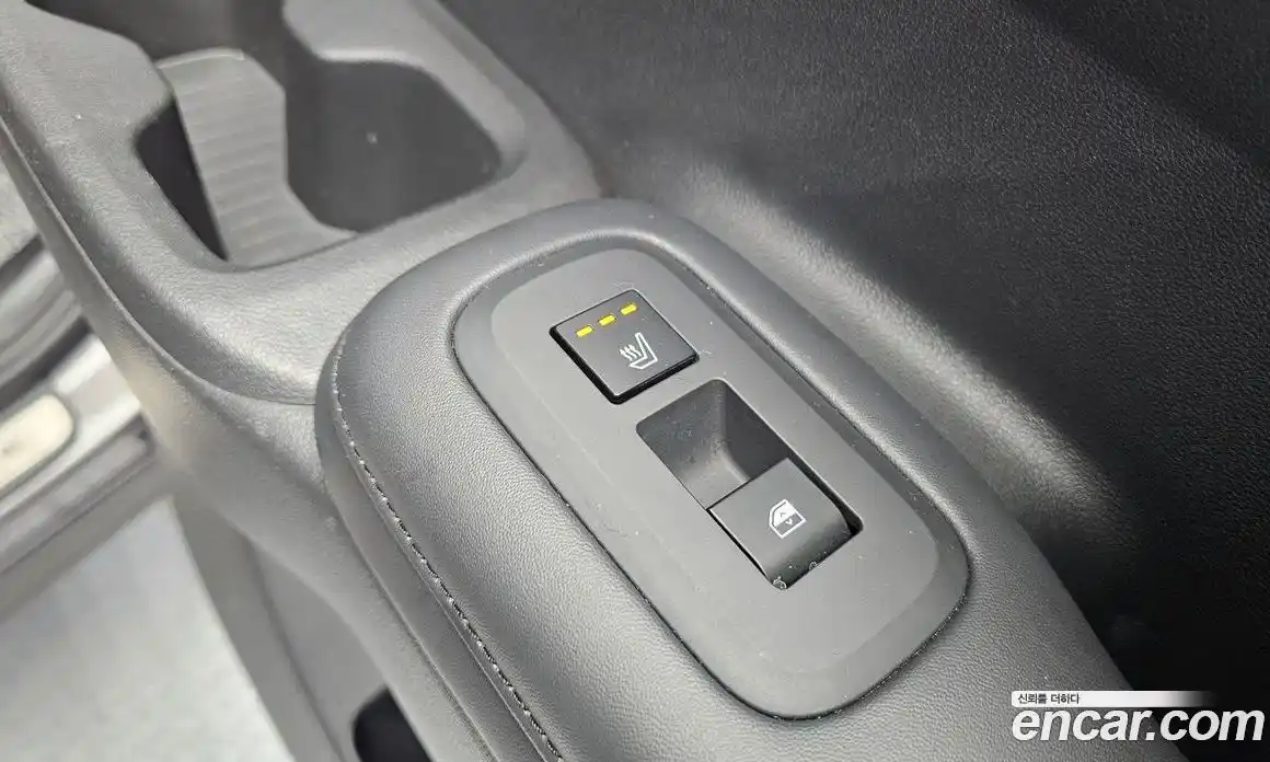 Hyundai Santa Fe 2023 1.6 автомат (гидро), фото 19