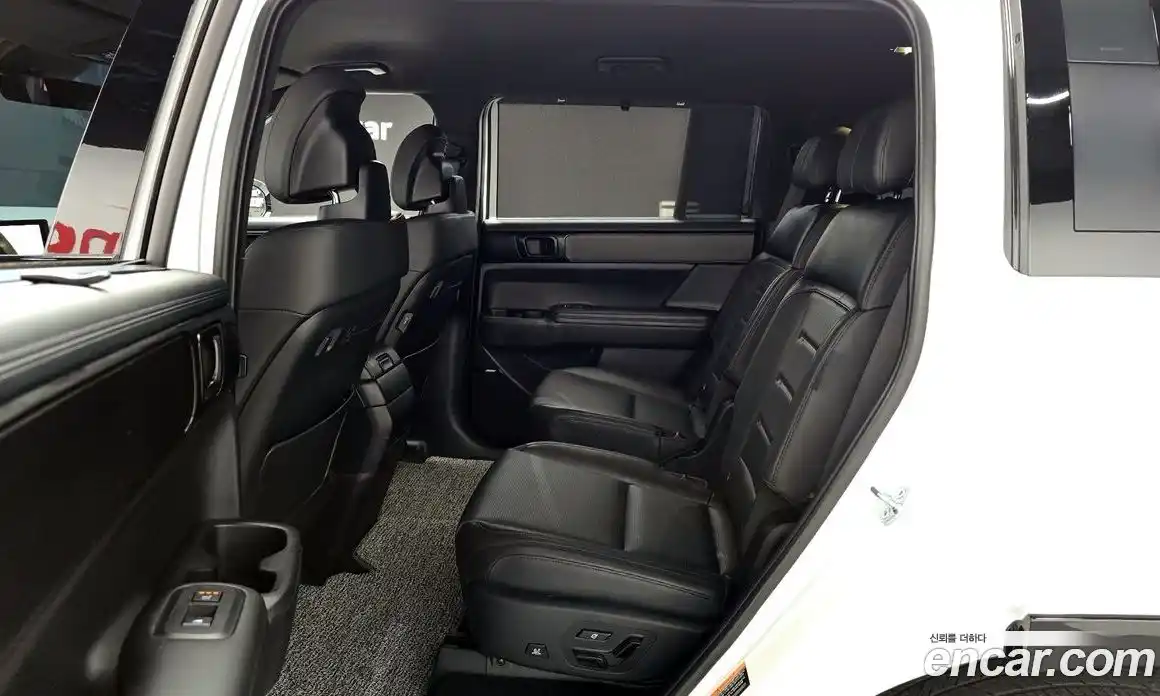Hyundai Santa Fe 2023 1.6 автомат (гидро), фото 12